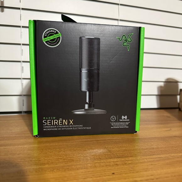 Razer Seiren X Microphone - Picture 1 of 7
